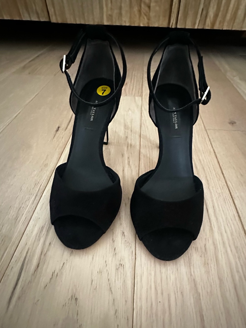 Vintage Ann Taylor simple black open toe heels
